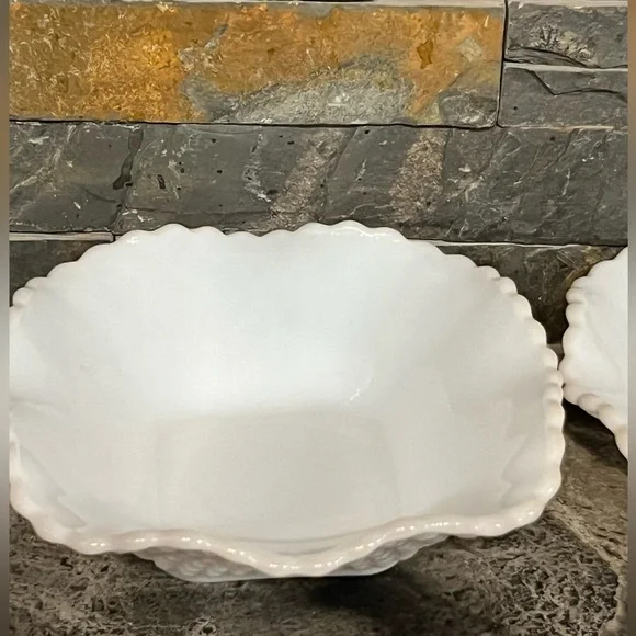 Vintage 1950s Fenton Diamond Cut Scalloped 6” White Milk Glass Candy Nut Dish’s - Picture 2 of 13